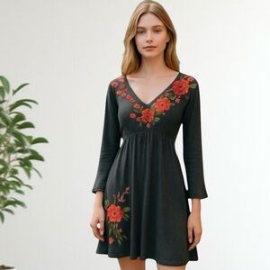 Johnny Was Gray Dress with Red and Pink Floral Embroidery Size: M